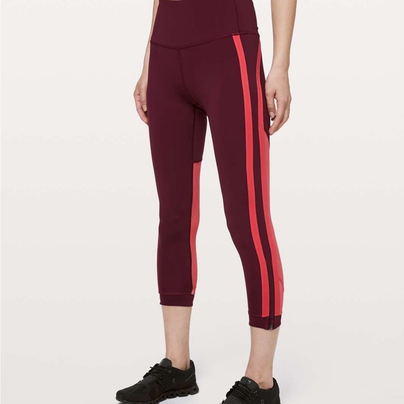 Lululemon Athletica Zip The Line Crop Red Capri 23” size 6 - Picture 5 of 11